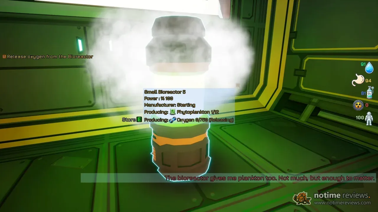 Industronaut: A bioreactor inside the pressurized habitat producing oxygen and phytoplankton